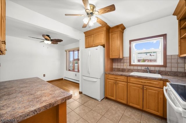 903 4Th Ave, Alpha Boro, NJ 08865