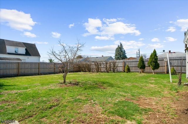 903 4Th Ave, Alpha Boro, NJ 08865