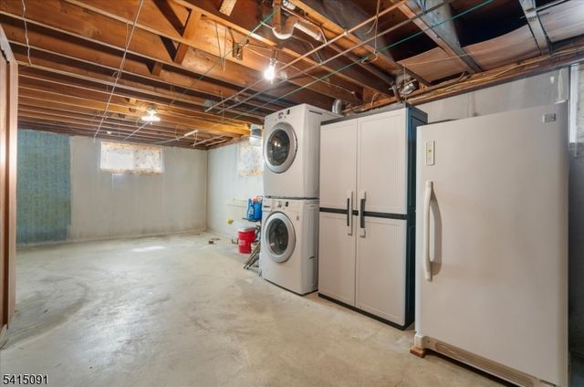 903 4Th Ave, Alpha Boro, NJ 08865