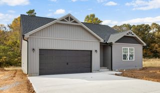 1302 Isaiah Dr, Clarksville, TN 37042