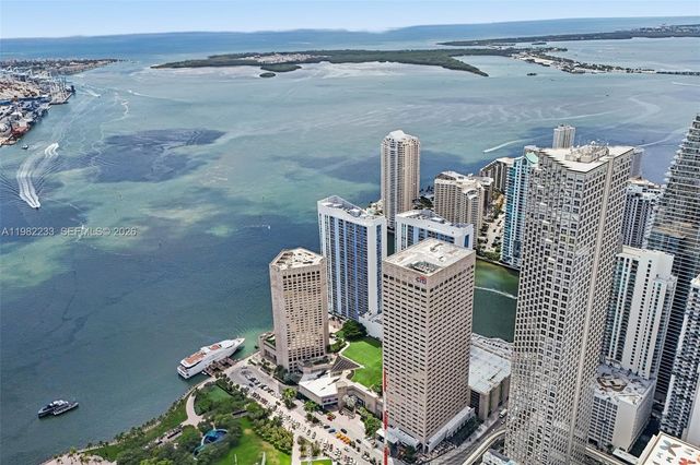 335 S Biscayne Blvd 2702, Miami, FL 33131