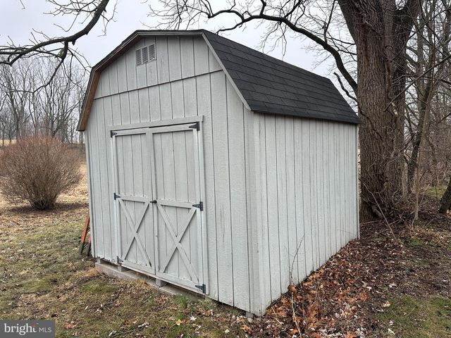 4811 CHURCH ROAD, Chambersburg, PA 17202