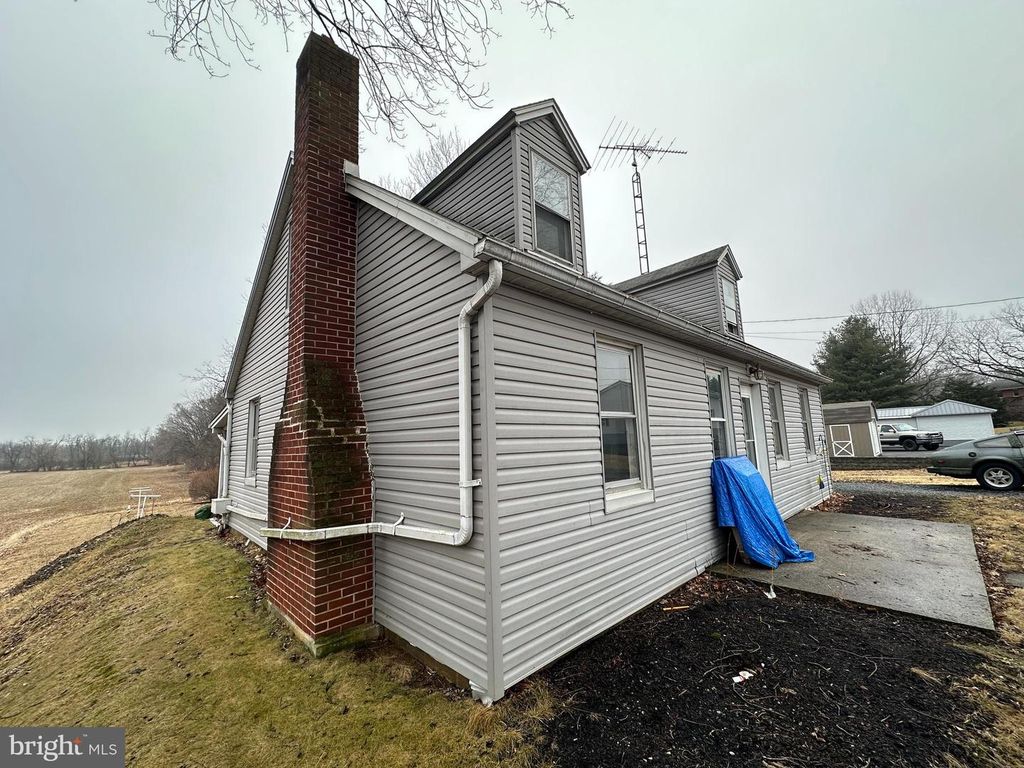 Image 12 of property listing at 4811 CHURCH ROAD, Chambersburg, PA 17202