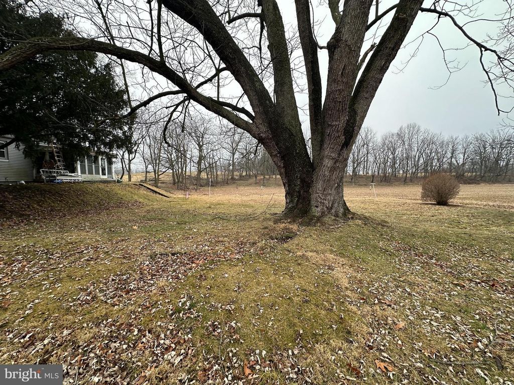 Image 18 of property listing at 4811 CHURCH ROAD, Chambersburg, PA 17202