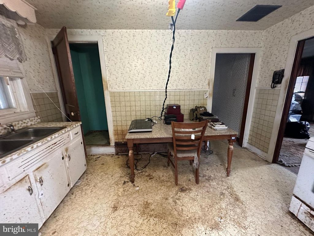 Image 34 of property listing at 4811 CHURCH ROAD, Chambersburg, PA 17202