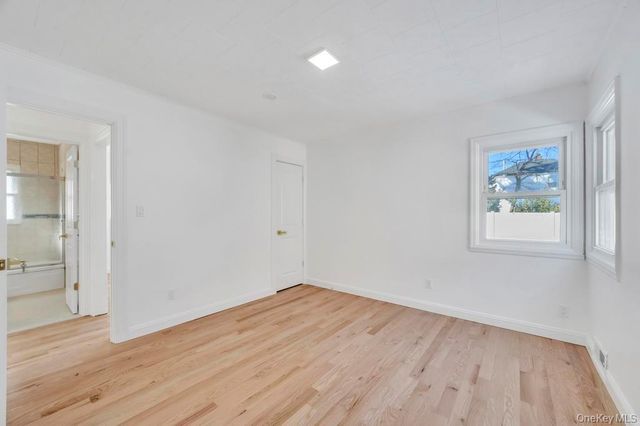 627 10th Avenue, New Hyde Park, NY 11040