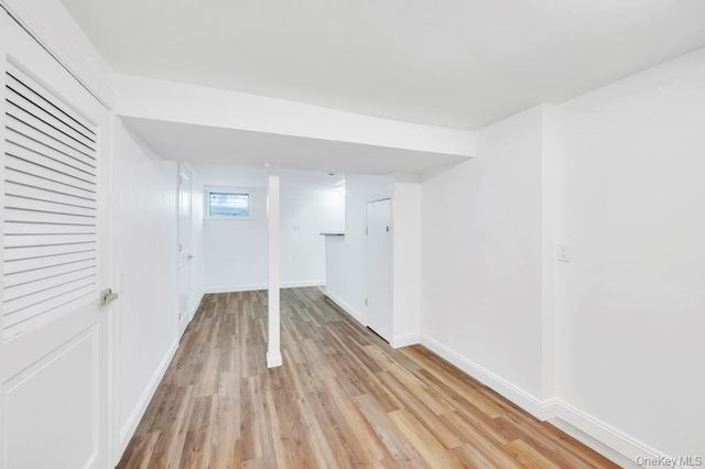 627 10th Avenue, New Hyde Park, NY 11040