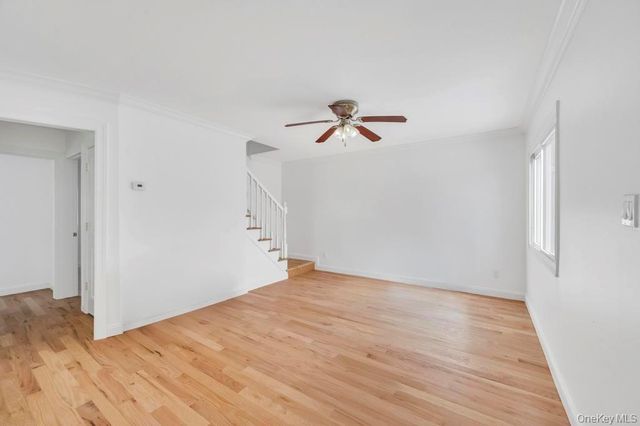 627 10th Avenue, New Hyde Park, NY 11040