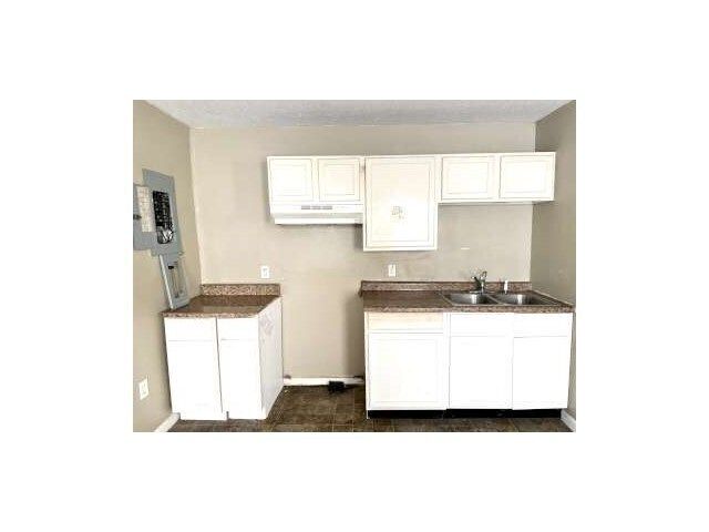 30 N Bradley Avenue, Indianapolis, IN 46201