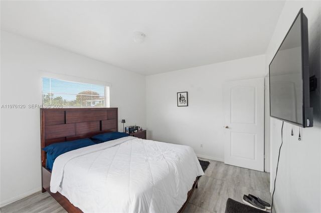 831 NW 34th Ave, Miami, FL 33125