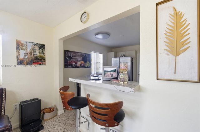 831 NW 34th Ave, Miami, FL 33125