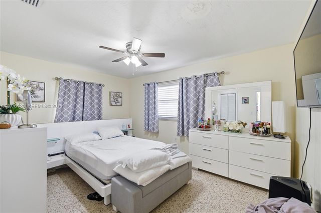 831 NW 34th Ave, Miami, FL 33125