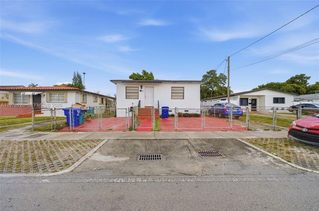831 NW 34th Ave, Miami, FL 33125