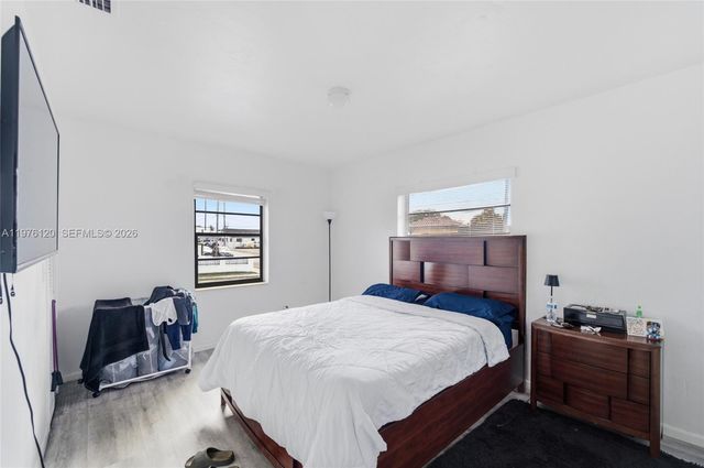 831 NW 34th Ave, Miami, FL 33125