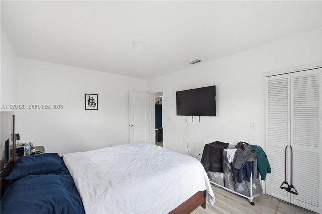 831 NW 34th Ave, Miami, FL 33125