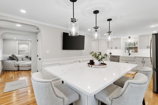 53 Perkins St, Stoneham, MA 02180