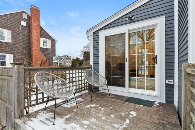 53 Perkins St, Stoneham, MA 02180
