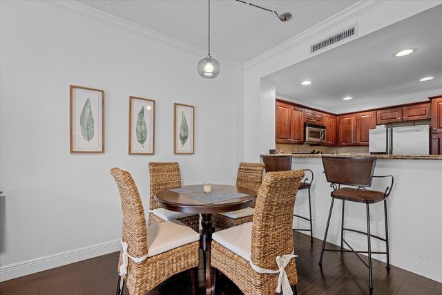 11771 St Andrews Place 103, Wellington, FL 33414