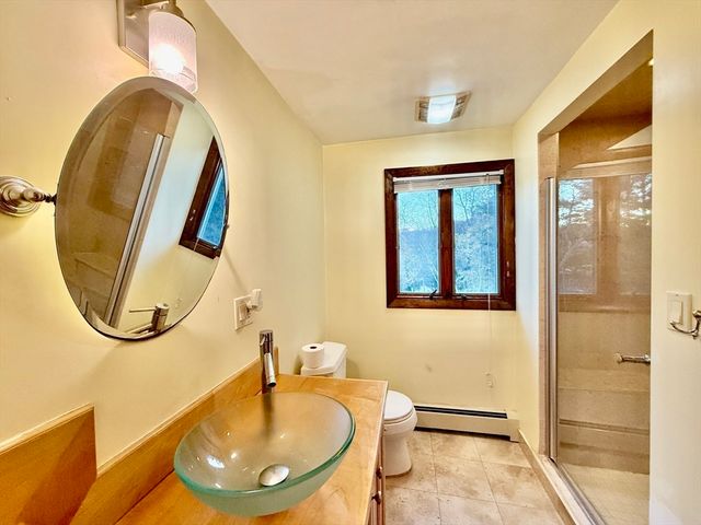 19 Keans Rd, Burlington, MA 01803