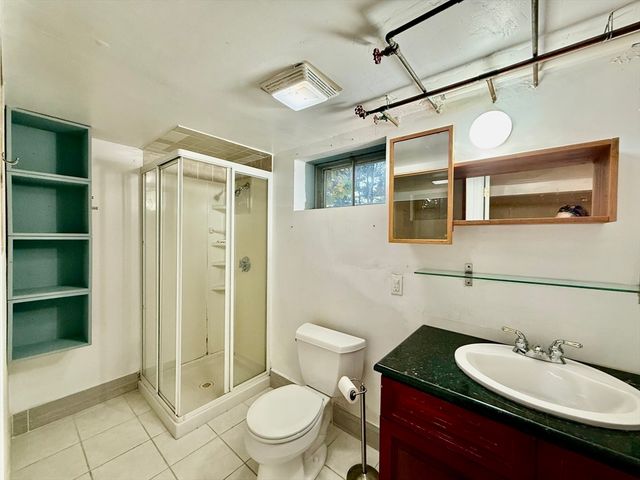 19 Keans Rd, Burlington, MA 01803