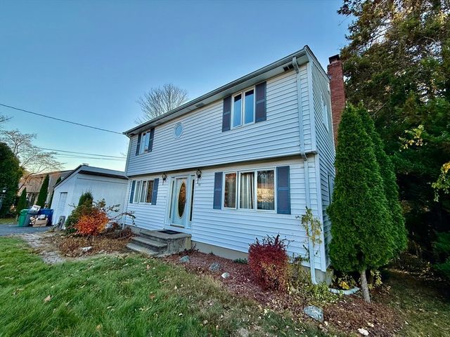 19 Keans Rd, Burlington, MA 01803