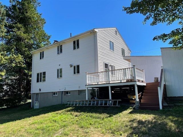 19 Keans Rd, Burlington, MA 01803