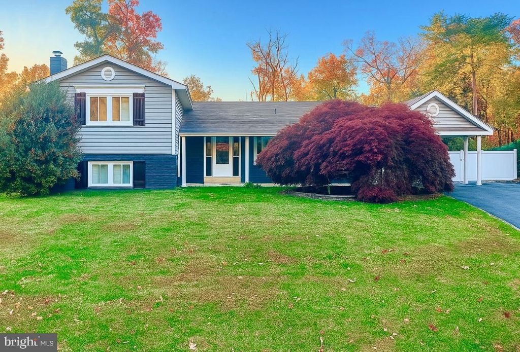 4816 DODSON DR, Annandale, VA 22003