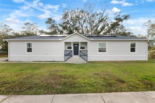 902 W ALSOBROOK STREET, Plant City, FL 33563