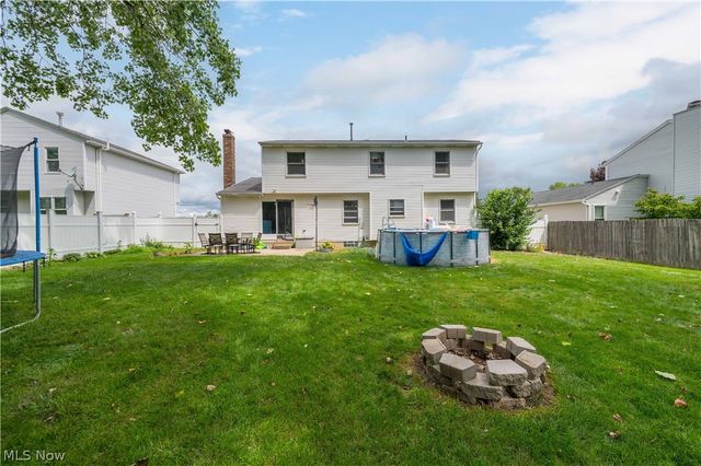 4218 Canterbury Drive, Brunswick, OH 44212