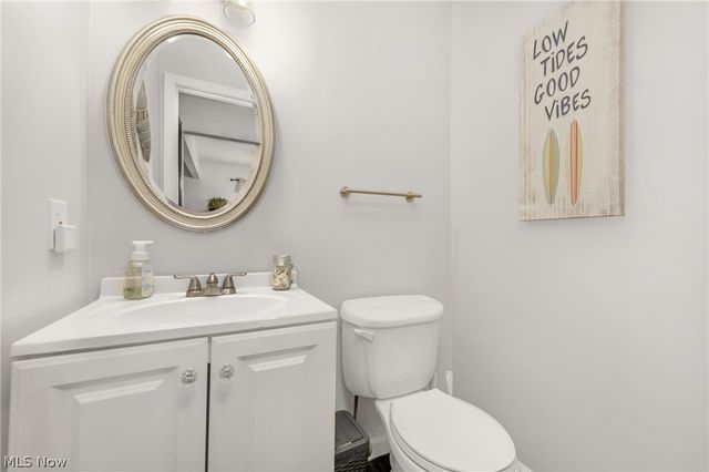4218 Canterbury Drive, Brunswick, OH 44212