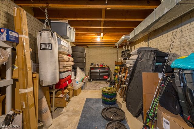 4218 Canterbury Drive, Brunswick, OH 44212