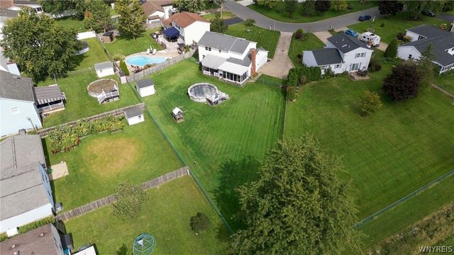 174 Continental Drive, Lockport City, NY 14094