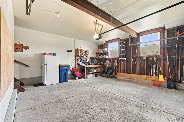 174 Continental Drive, Lockport City, NY 14094