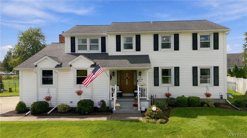 174 Continental Drive, Lockport City, NY 14094