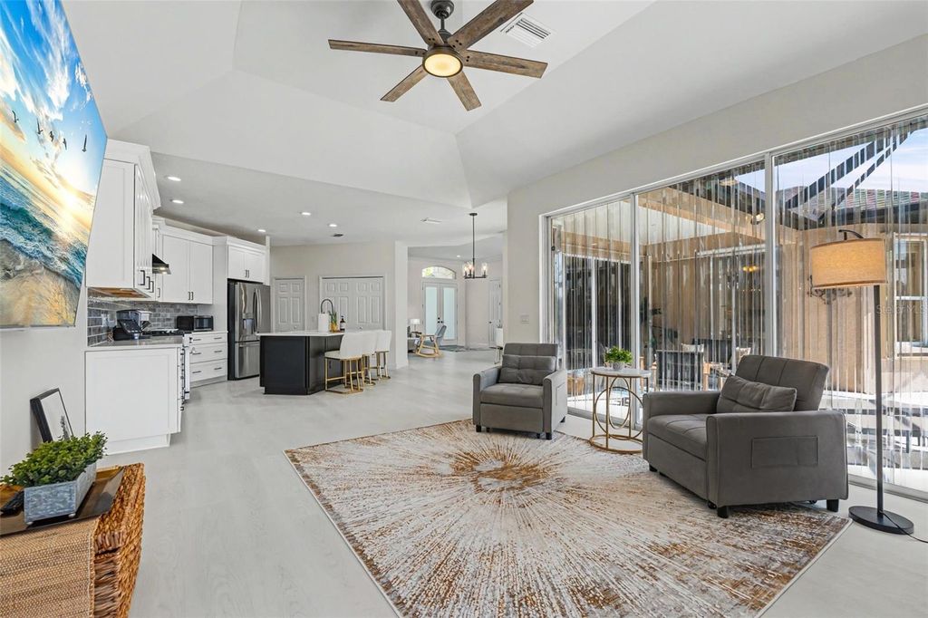 Image 12 of property listing at 11710 SOFT RUSH TERRACE, Lakewood Ranch, FL 34202