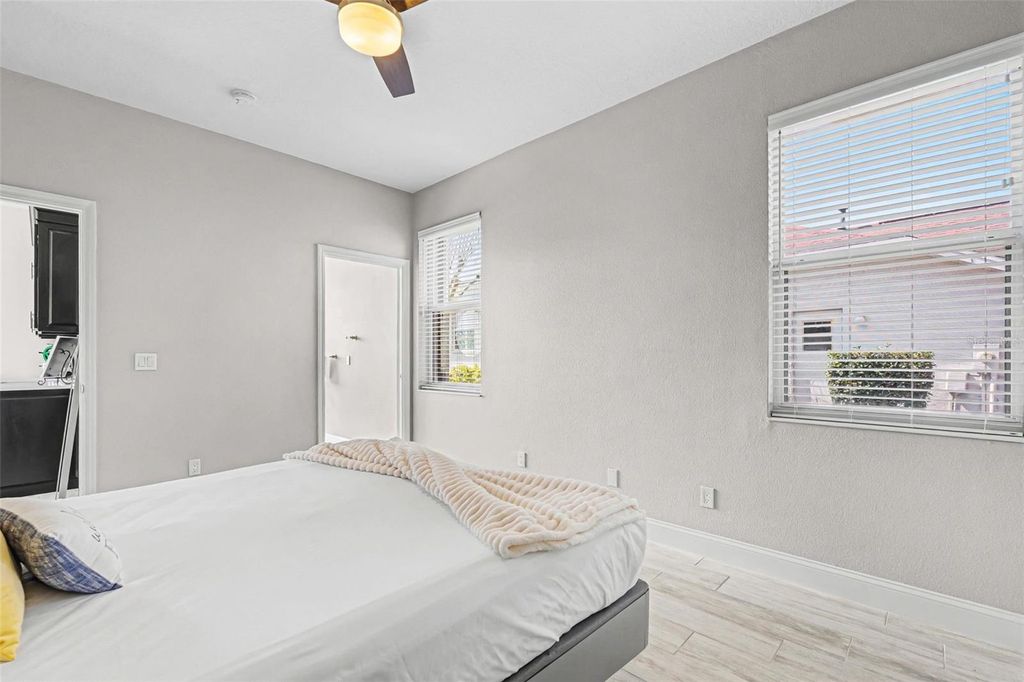 Image 23 of property listing at 11710 SOFT RUSH TERRACE, Lakewood Ranch, FL 34202