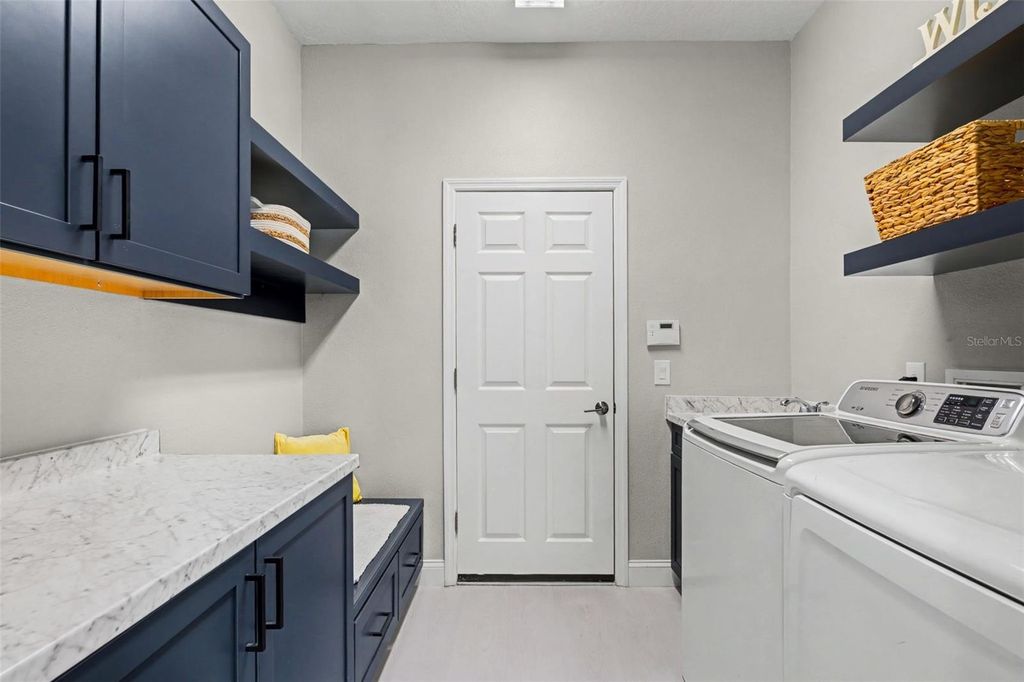 Image 30 of property listing at 11710 SOFT RUSH TERRACE, Lakewood Ranch, FL 34202