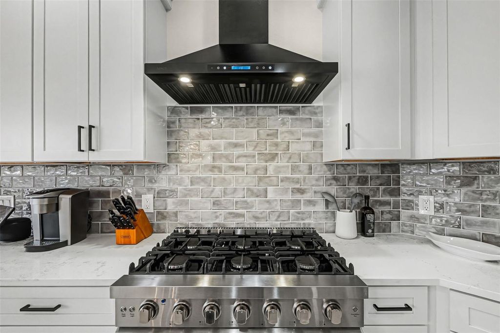 Image 10 of property listing at 11710 SOFT RUSH TERRACE, Lakewood Ranch, FL 34202