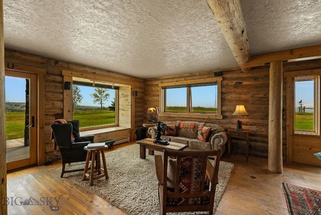 7203 Round Mountain Road, Belgrade, MT 59714