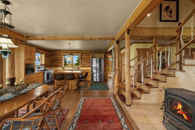 7203 Round Mountain Road, Belgrade, MT 59714