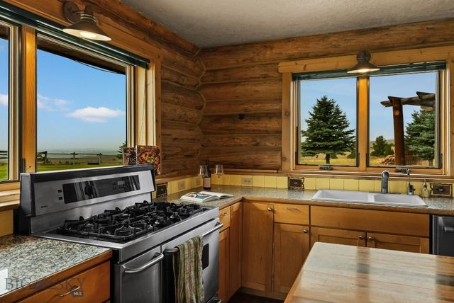 7203 Round Mountain Road, Belgrade, MT 59714