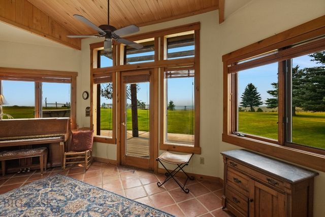 7203 Round Mountain Road, Belgrade, MT 59714
