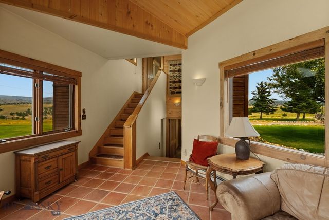 7203 Round Mountain Road, Belgrade, MT 59714