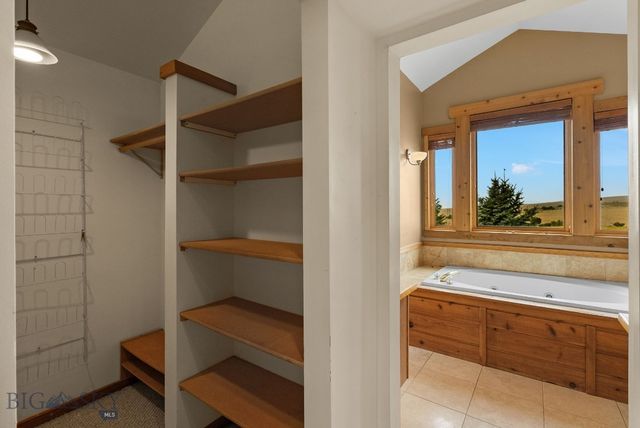 7203 Round Mountain Road, Belgrade, MT 59714
