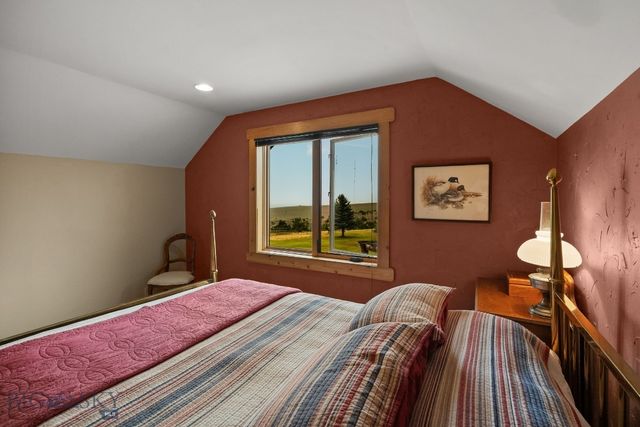 7203 Round Mountain Road, Belgrade, MT 59714