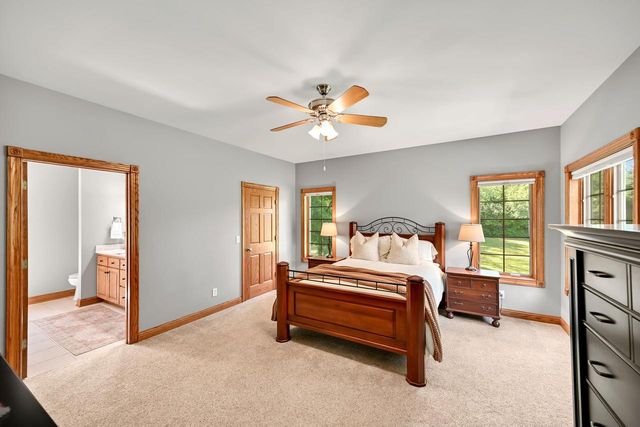 8510 W Hawthorne ROAD, Mequon, WI 53097