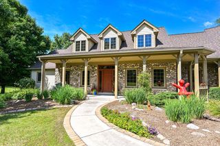 8510 W Hawthorne ROAD, Mequon, WI 53097