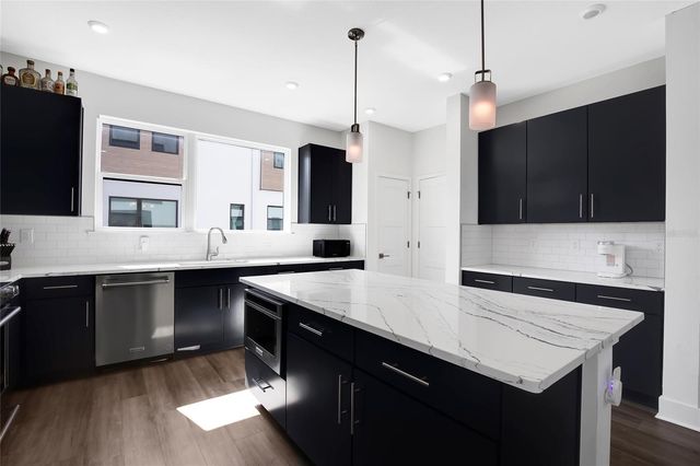 2506 W CLEVELAND STREET 9, Tampa, FL 33609