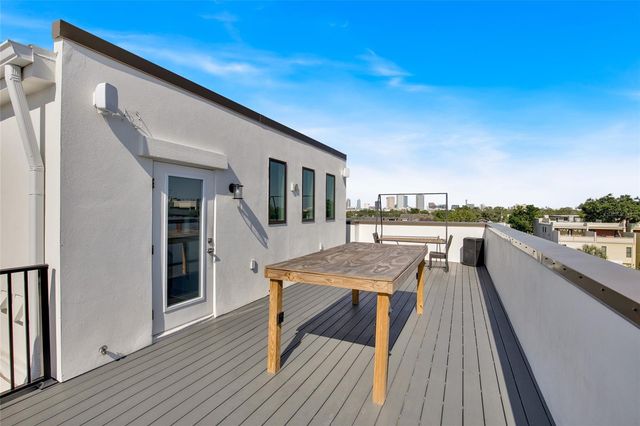 2506 W CLEVELAND STREET 9, Tampa, FL 33609