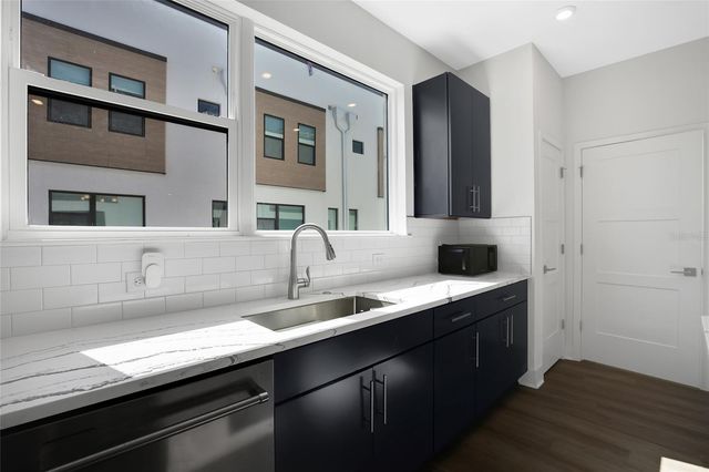 2506 W CLEVELAND STREET 9, Tampa, FL 33609